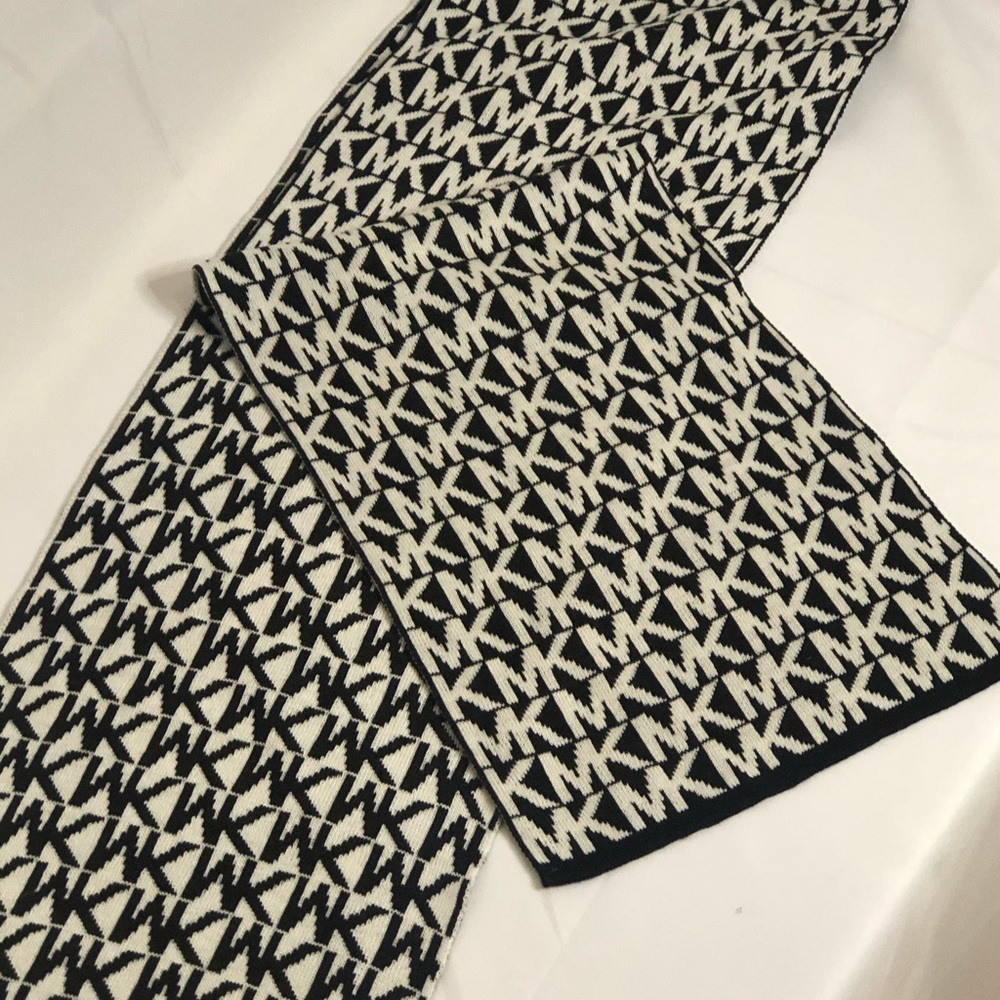Michael Kors Scarf